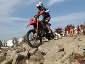 Holcombe_ SCH_9275.jpg